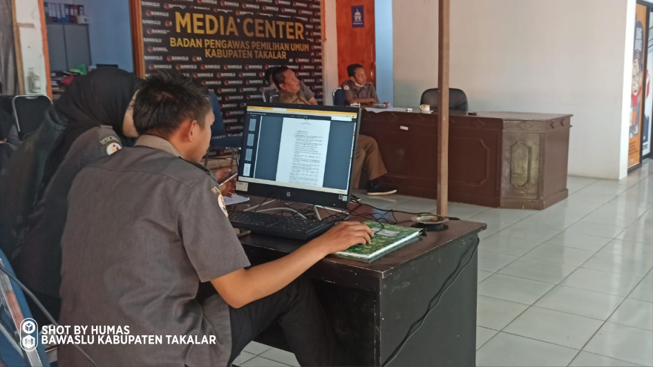 Bawaslu Takalar Rampungkan Laporan Akhir Divisi SDM dan Organisasi Tahun 2021