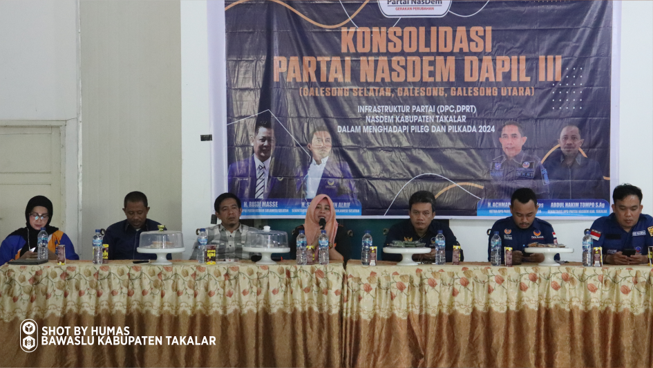 Bawaslu Takalar Tanamkan Nilai Demokrasi pada Kegiatan Konsolidasi Partai Nasdem Dapil III