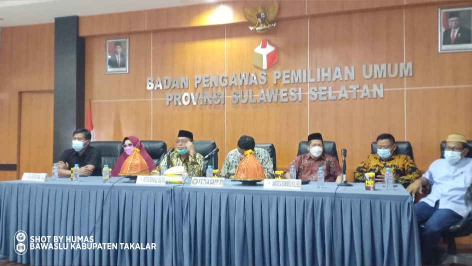 Bawaslu Takalar ikuti Sosialisasi Peningkatan Pemahaman Kode Etik kepada Penyelenggara Pemilu 