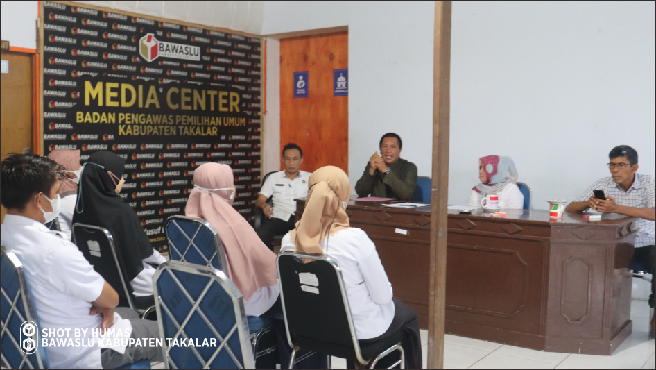 Rapat Internal, Bawaslu Takalar Benahi Kehumasan dan Progres Pengawasan DPB