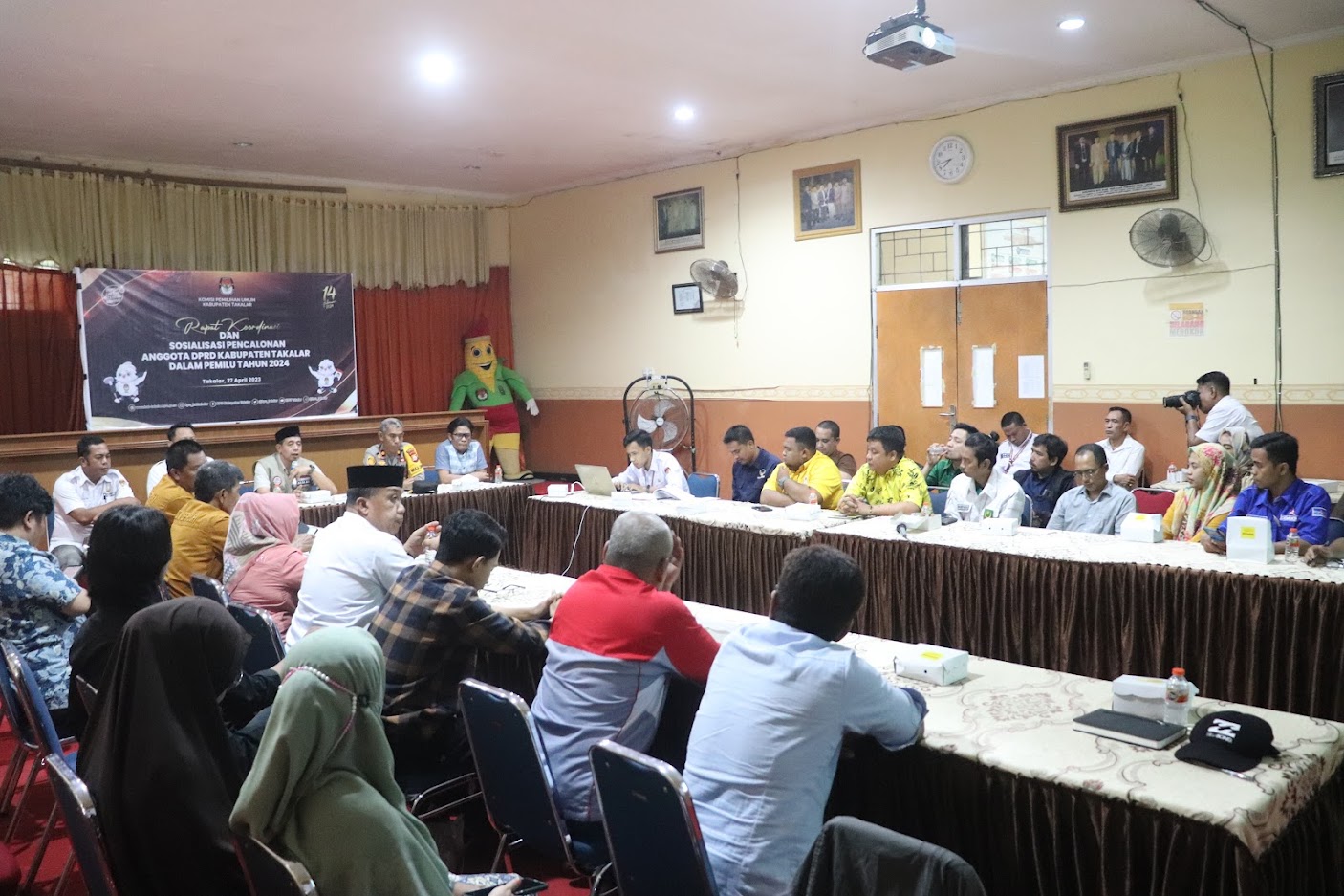 Sosialisasi Persyaratan Pencalonan Anggota DPRD, Bawaslu Takalar Imbau KPU dan Partai Politik