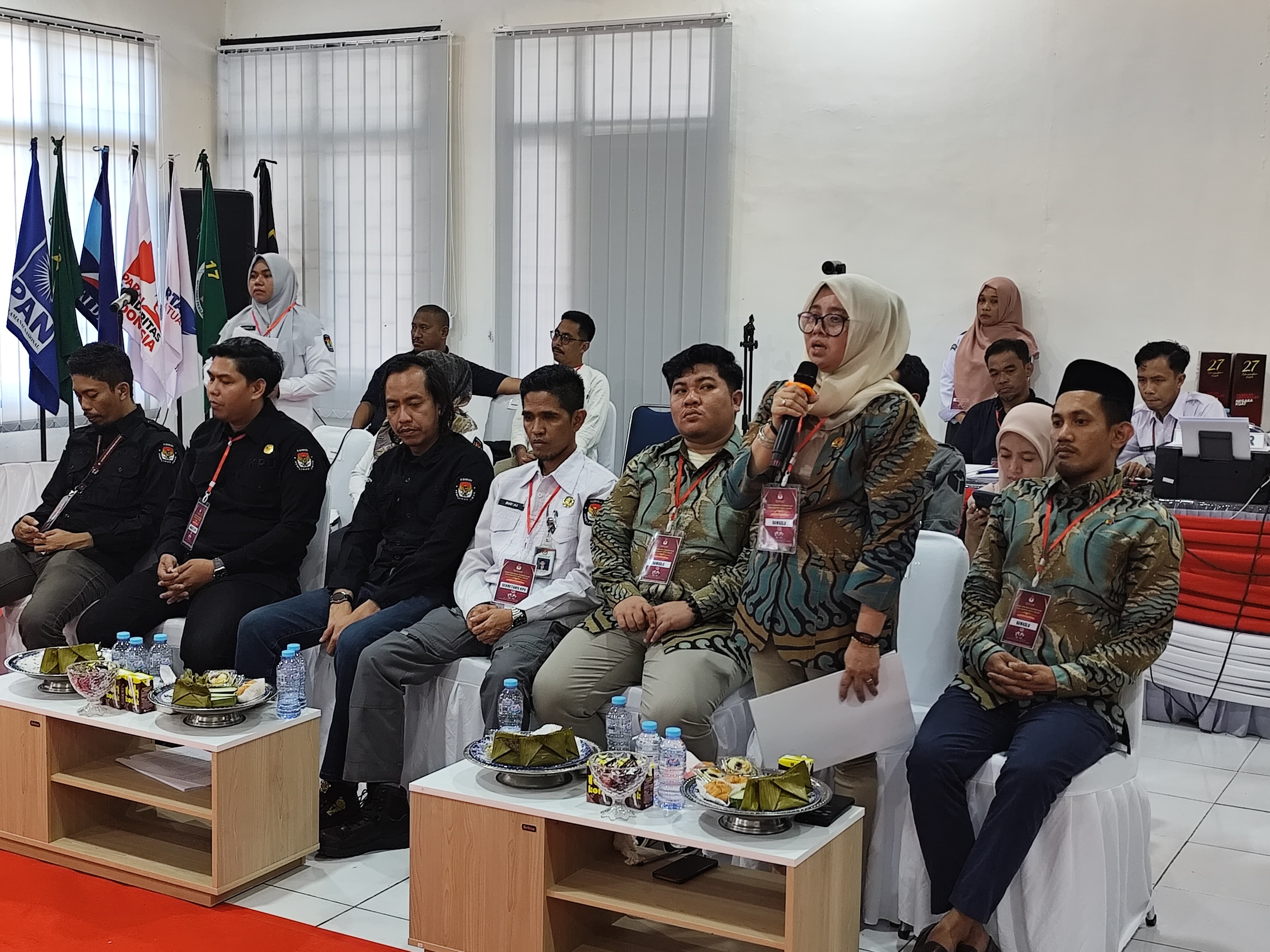 Penyampaian Imbauan Langsung Ketua Bawaslu Takalar dihadapan Pendaftar Calon Bupati dan Wakil Bupati Takalar