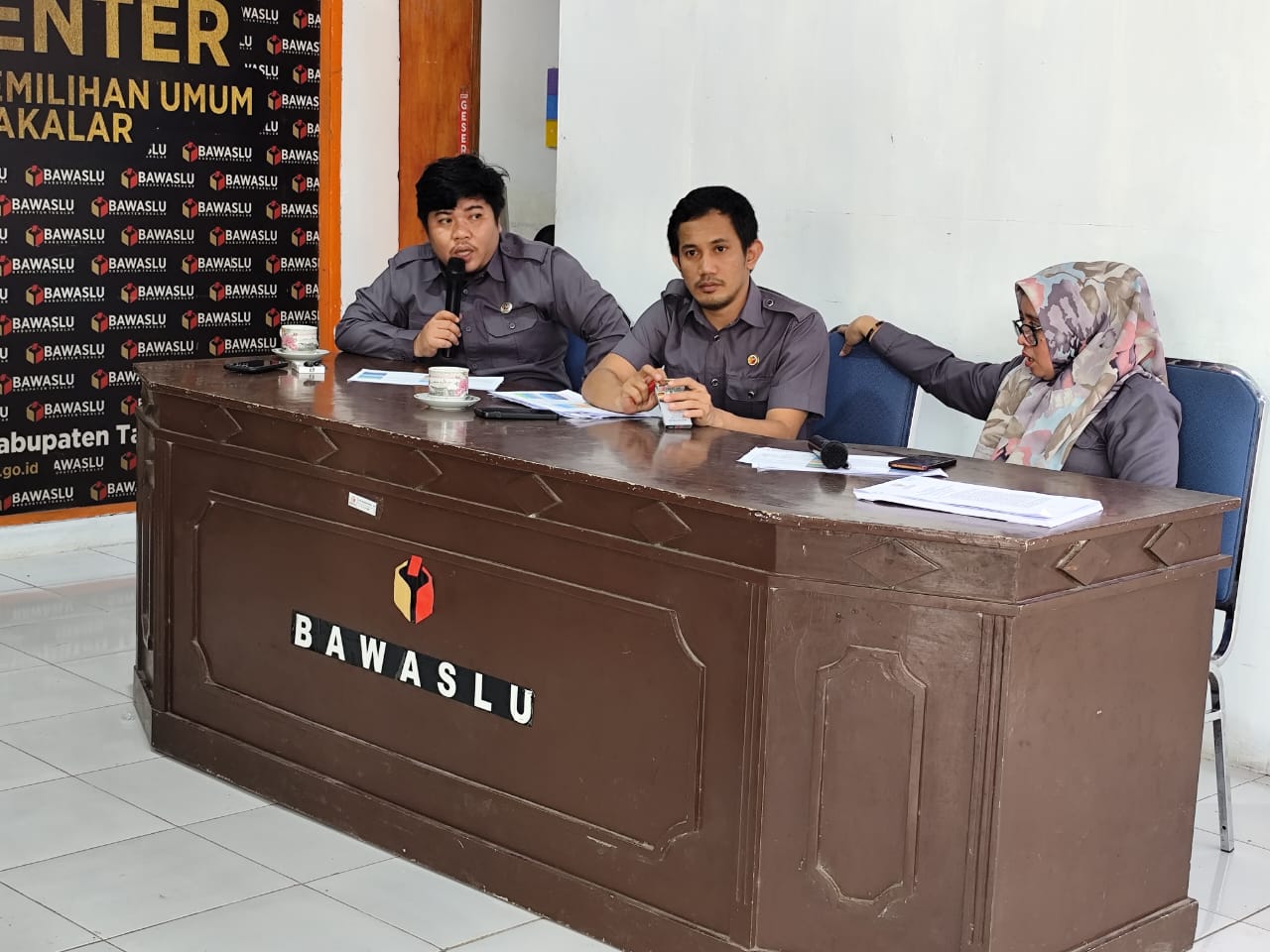 Rapat Internal Persiapan Pengawasan Pendaftaran Calon Bupati dan Wakil Bupati Takalar 2024