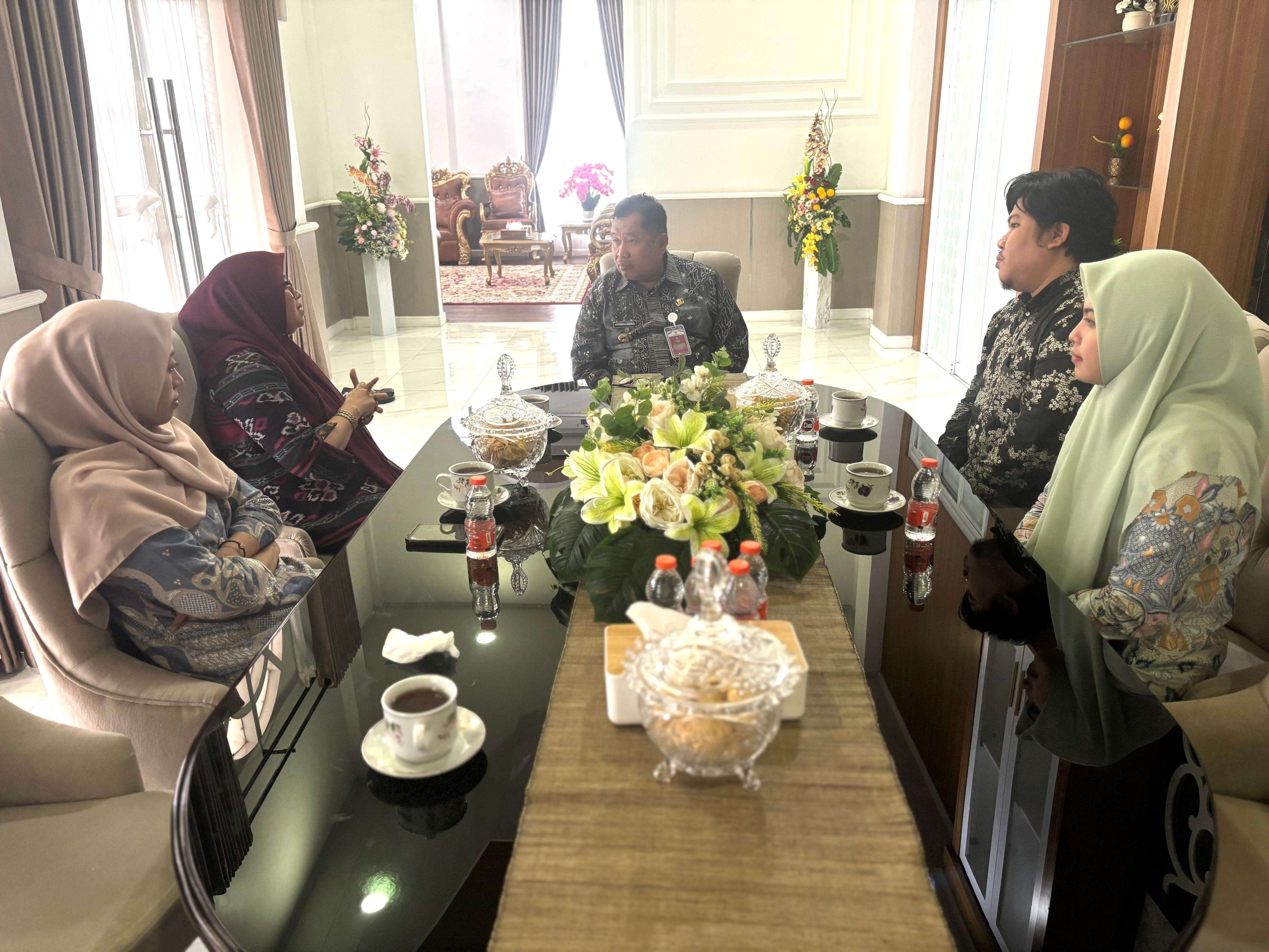 Bawaslu Takalar Audience dengan Bupati terkait Indeks Pembangunan Demokrasi (IPD)