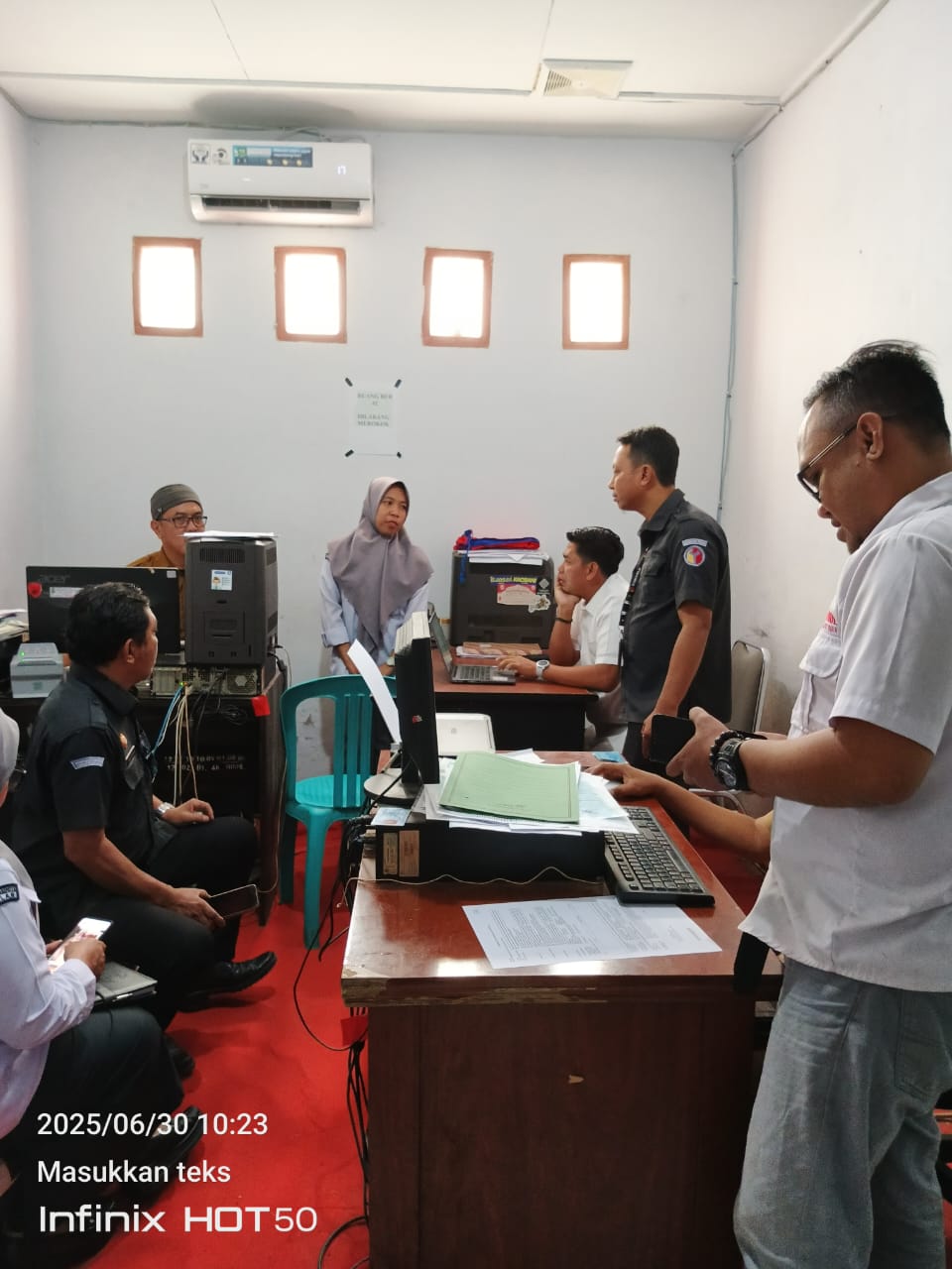 Bawaslu Takalar Awasi KPU Takalar koordinasikan DP4 dengan Disdukcapil