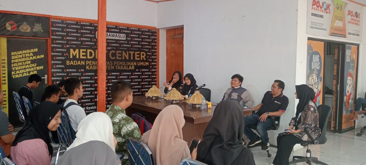 Bawaslu Takalar Sosialisasi Pengawas Partisipatif bagi Pemilih Pemula
