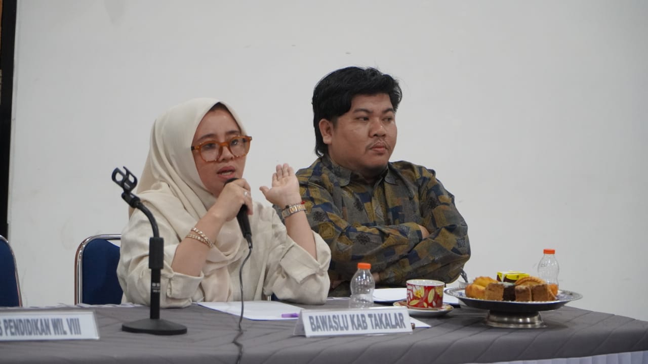 Ketua Bawaslu Takalar Sampaikan Saran Kepada KPU saat Rapat Pleno Terbuka Rekap PDPB tahun 2025