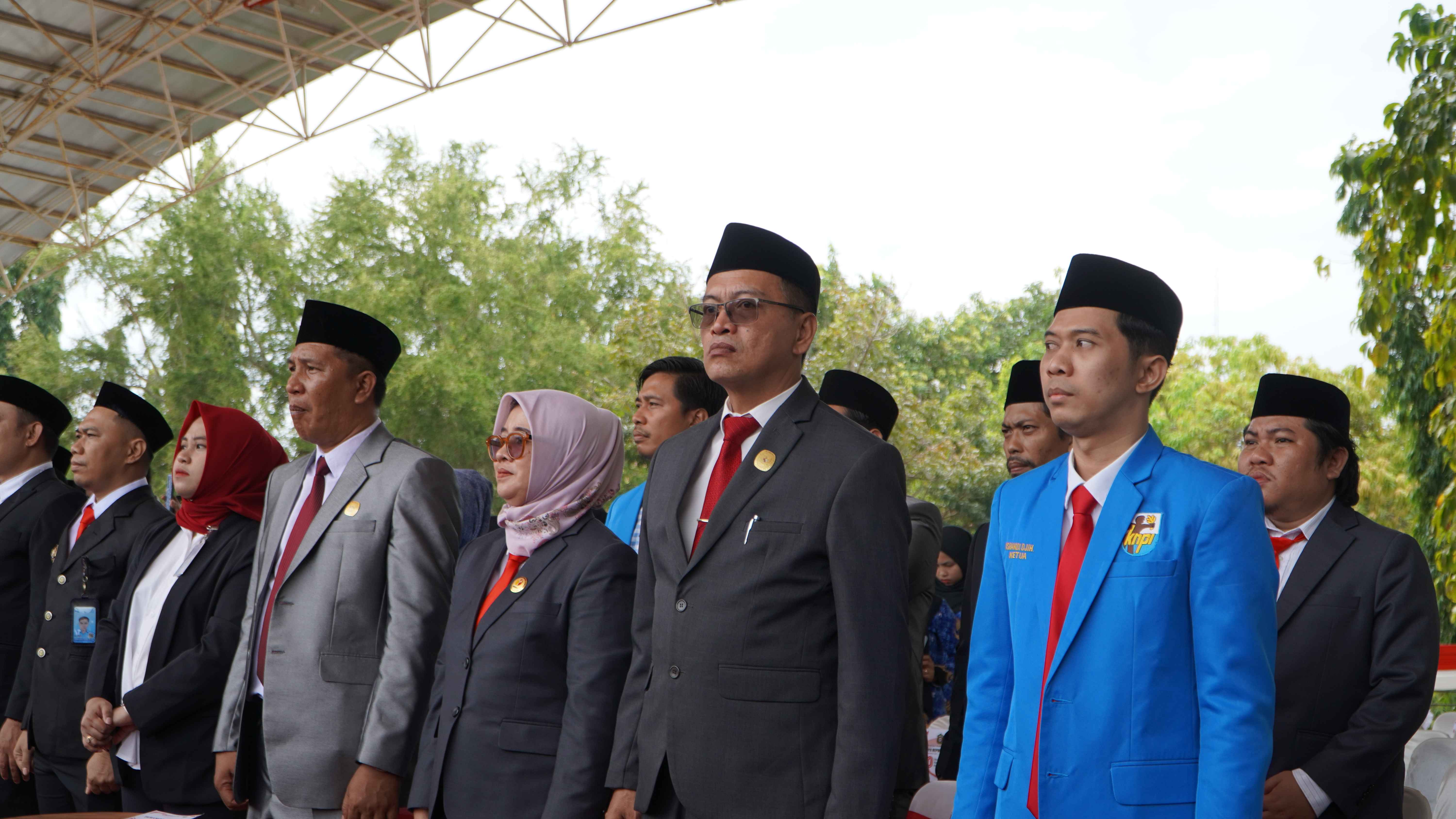 Bawaslu Takalar Hadiri Upacara HUT 80 RI di Lapangan Makkatang Dg. Sibali