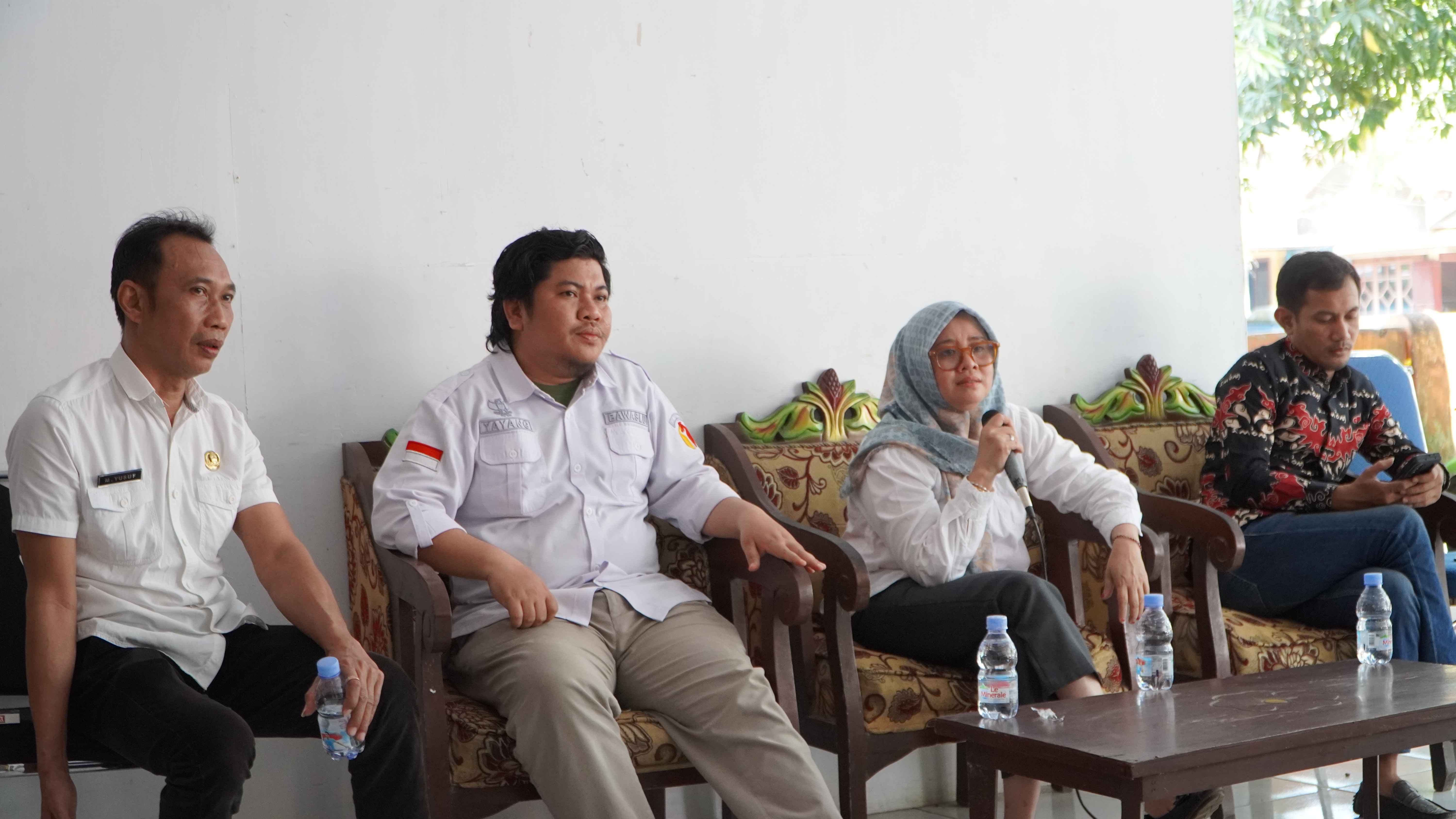 Ketua dan Anggota Bawaslu Takalar Pimpin Rapat Internal Persiapan Kegiatan Penguatan Kelembagaan Pengawas Pemilu