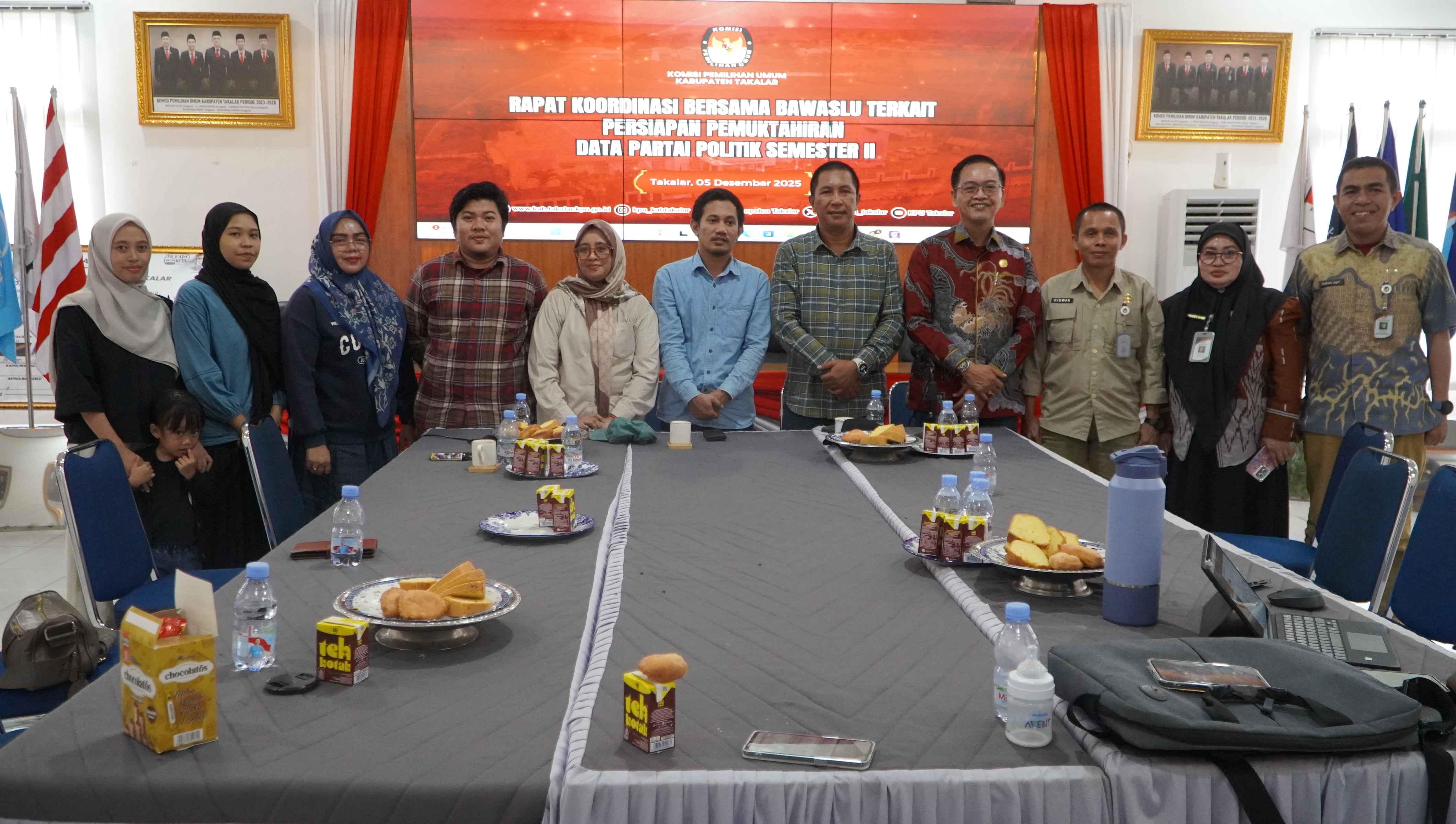 Rapat Koordinasi KPU bersama Bawaslu Takalar Persiapan Pemutakhiran Data Partai Politik Semester II
