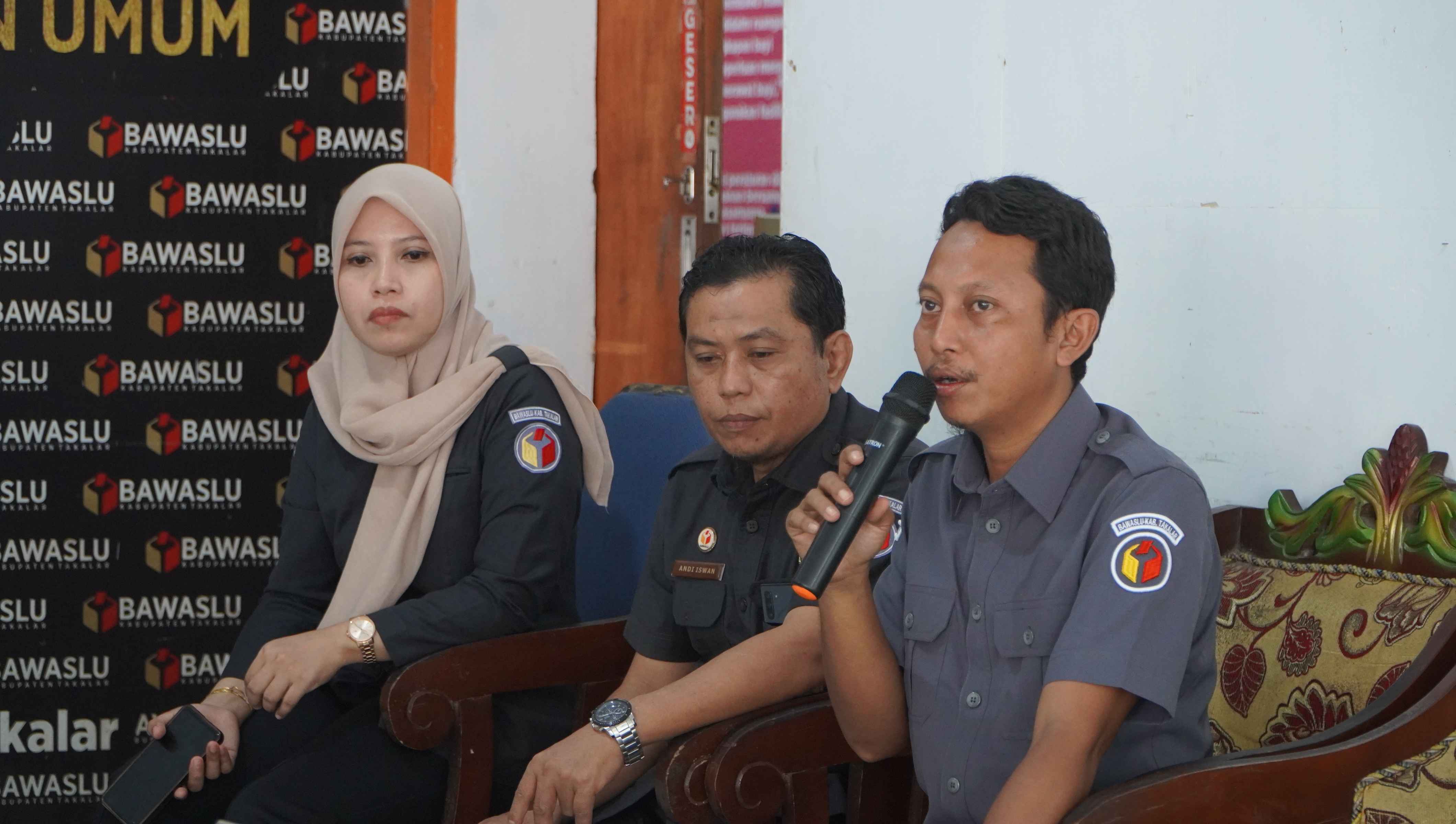 Divisi HPPH Bawaslu Takalar paparkan Bahan Diskusi Pengawasan PDPB