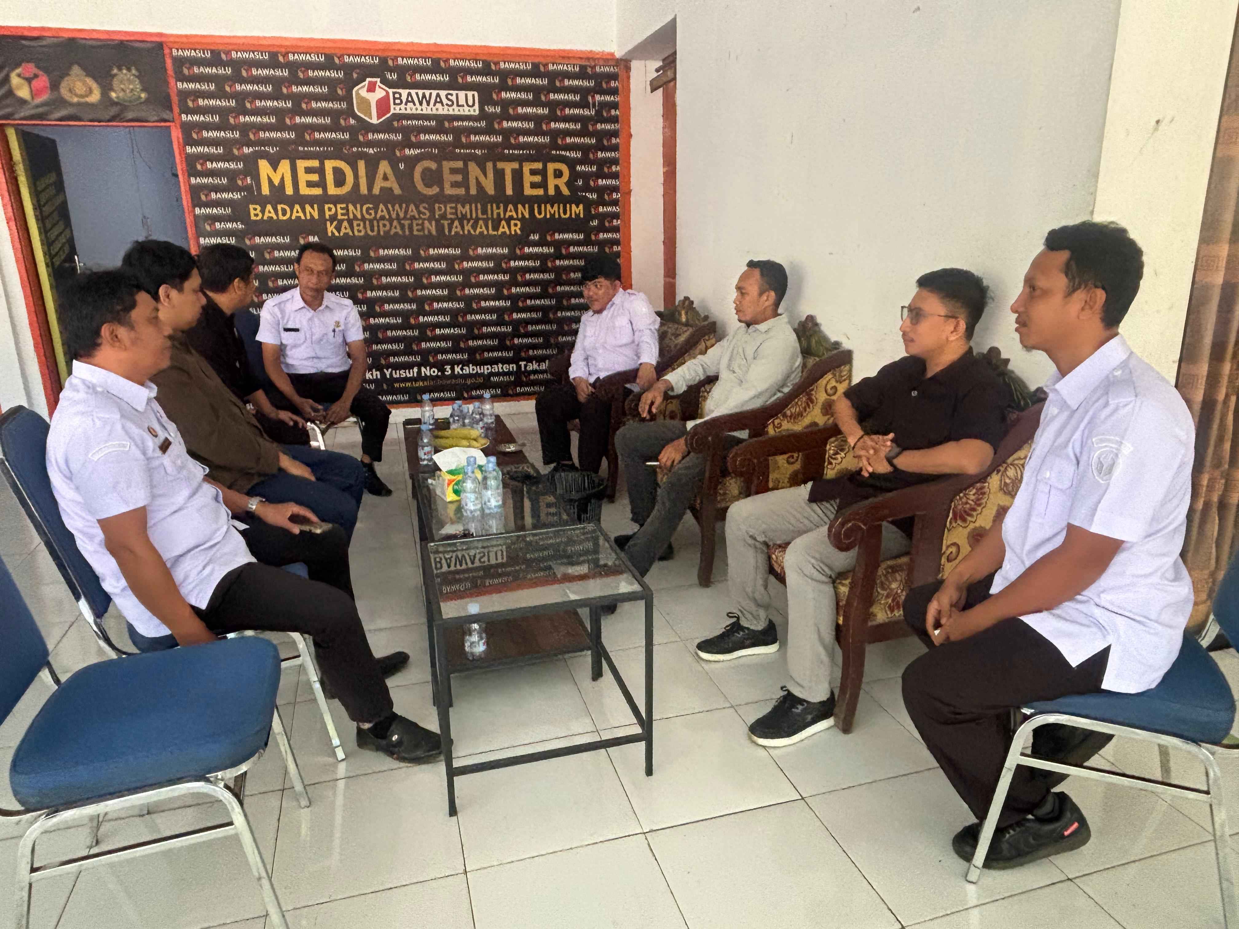 Kunjungan Bawaslu Sulawesi Selatan di Takalar, Matangkan Persiapan Pengawasan Pleno PDPB Triwulan I Tahun 2026