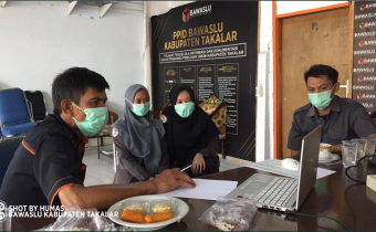 Bawaslu Takalar Hadiri Rapat Koordinasi Peningkatan SDM Penanganan Pelanggaran Via Zoom Meeting
