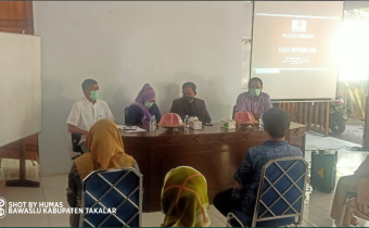 Bawaslu Takalar Gelar Pelatihan Pembuatan Legal Opinion bagi Pimpinan dan Staff
