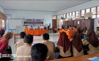 Ketua Bawaslu dan KPU Takalar Serukan Proses Demokratis pada Pemilihan Ketua Osis SMAN 2 Takalar
