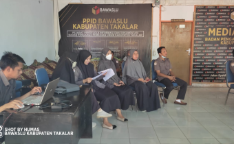 Bawaslu Takalar Bahas Finalisasi Laporan Akhir Hukum, Data dan Informasi Tahun 2021
