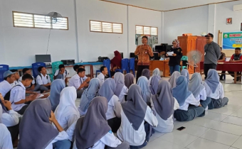 Puluhan Siswa SMKN 5 Takalar Digembleng Pengawasan Partisipatif Pemilu